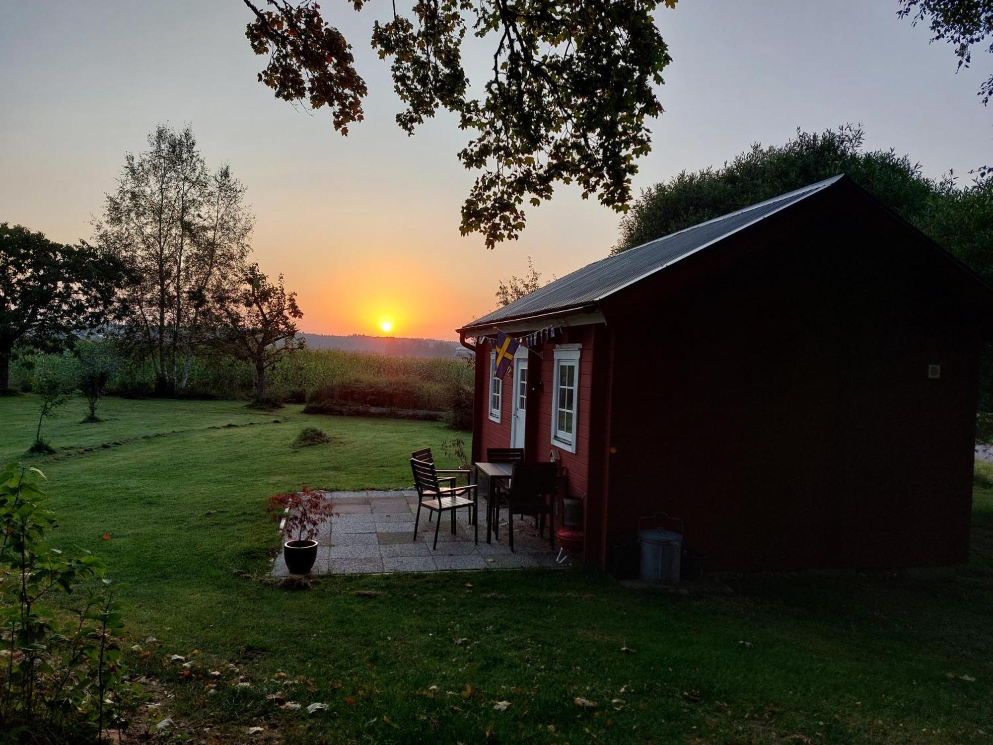 Stuga Gasstorp Hova Buitenkant foto